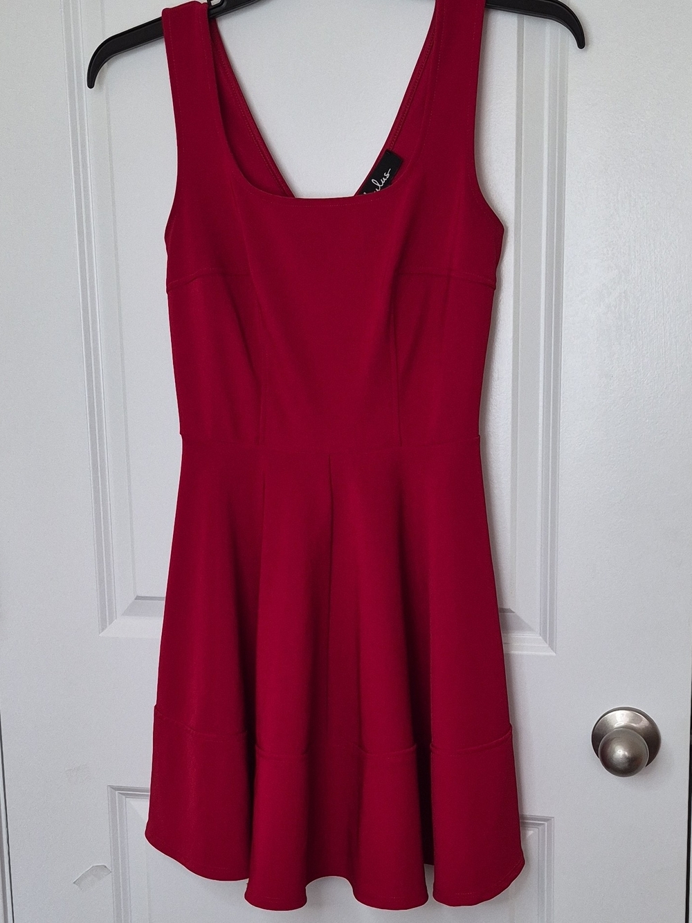 Lulu's Red Sleeveless Fit & Flare Mini Dress Size M
